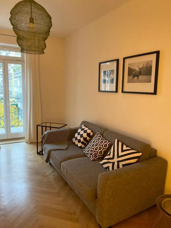 City Apartment 80 Qm, Munich Au Haidhausen 1-4 Persons 0*,  Tyskland