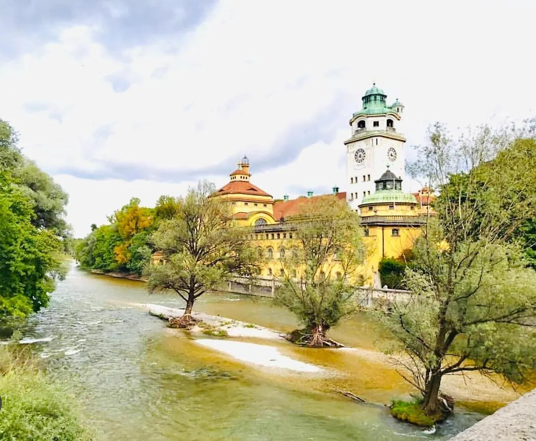City Apartment 80 Qm, Munich Au Haidhausen 1-4 Persons